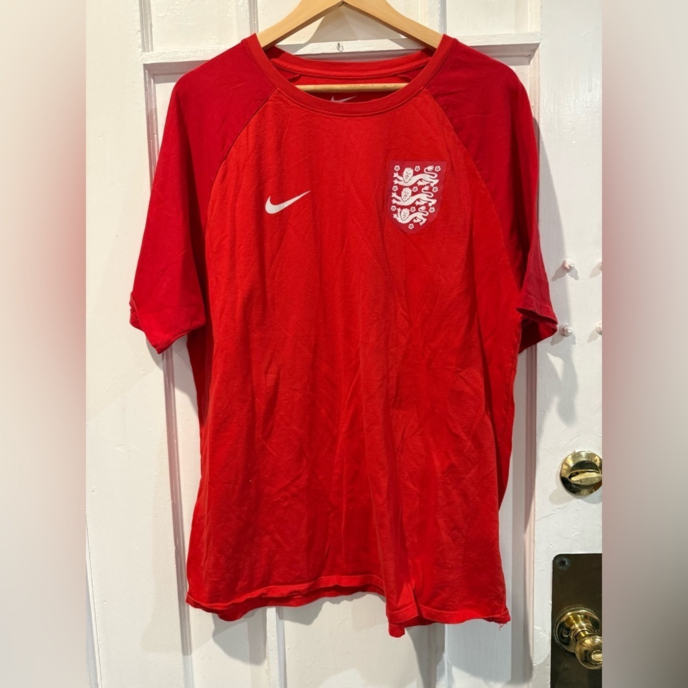 Nike Bold Red T-Shirt